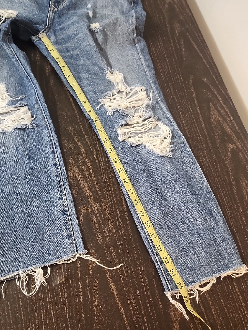 LOVERS + FRIENDS Harper Tapered  DISTRESSED JEANS 28 - Picture 3 of 9